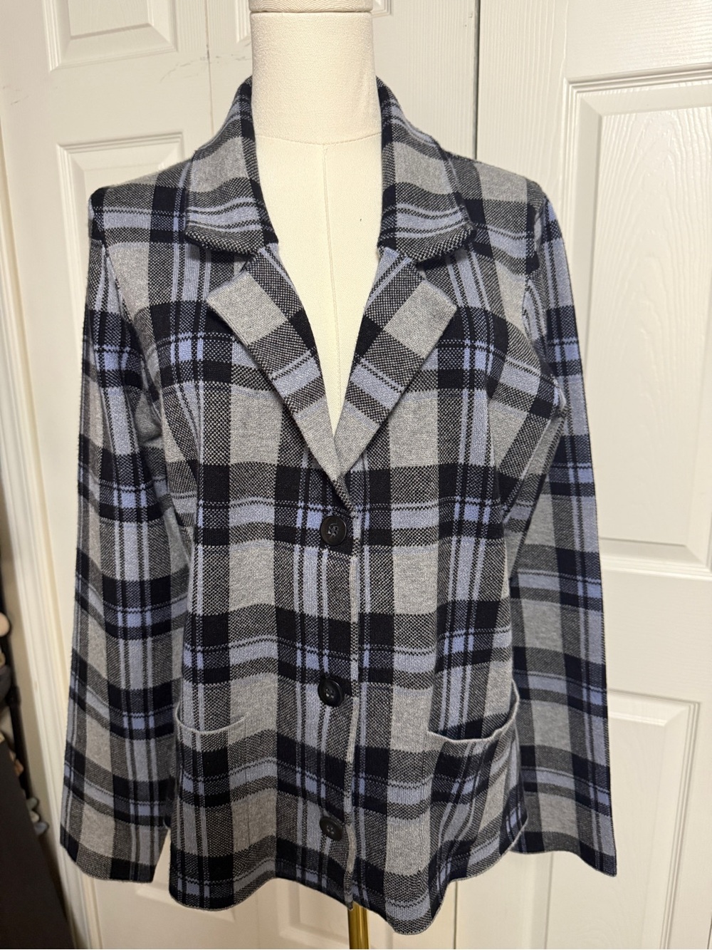 Tahari Gray, Black & Blue Plaid Blazer